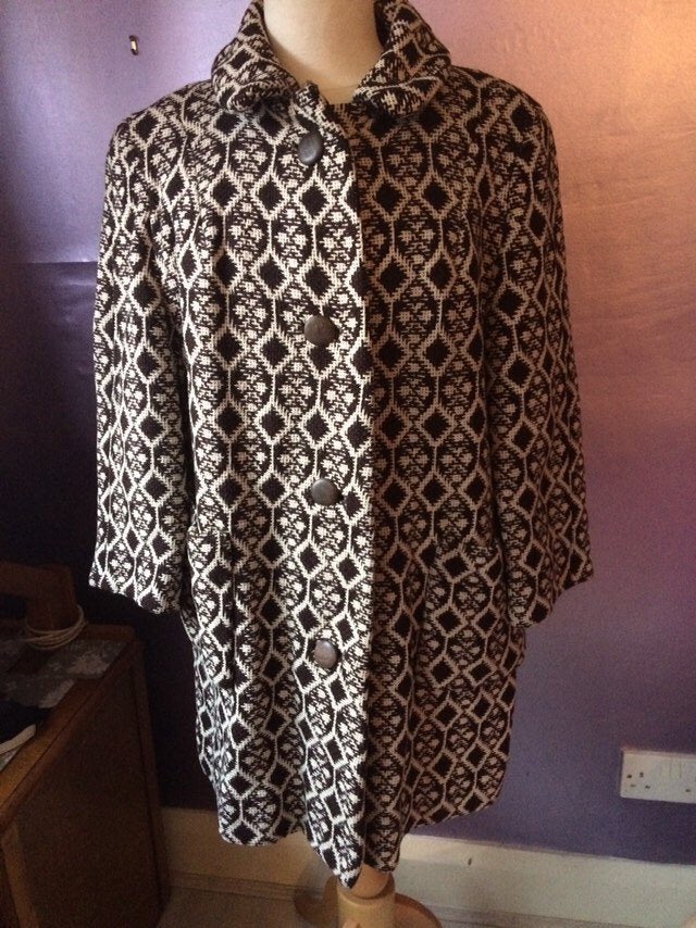 Excited to share this item from my #etsy shop: Vintage 1960s Handmade Woollen Thread Coat #stylish  #60s #millerchipsvintage etsy.me/2MQyHe9