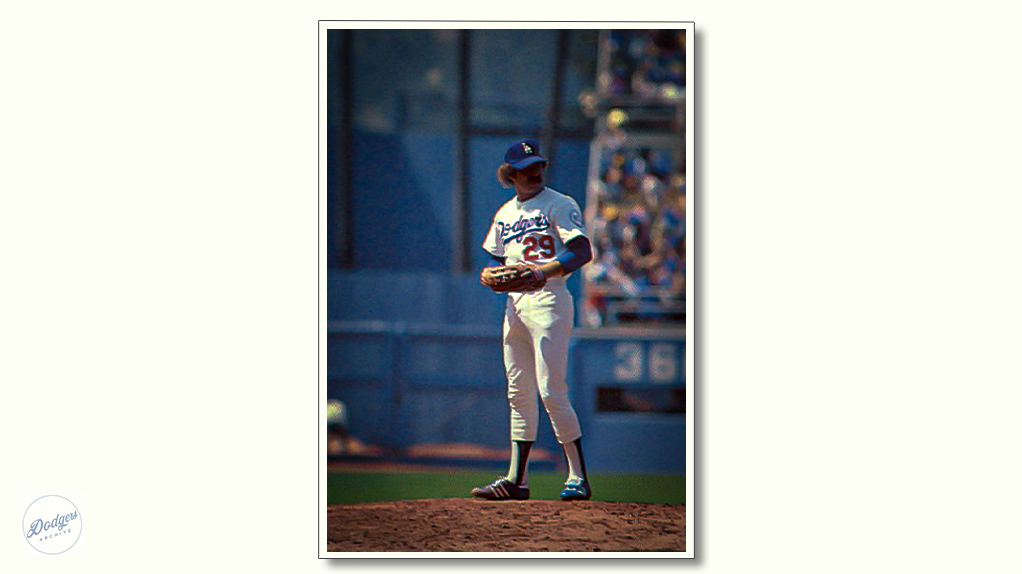 Happy Birthday to former reliever Don Stanhouse: 

Born February 12, 1951! 