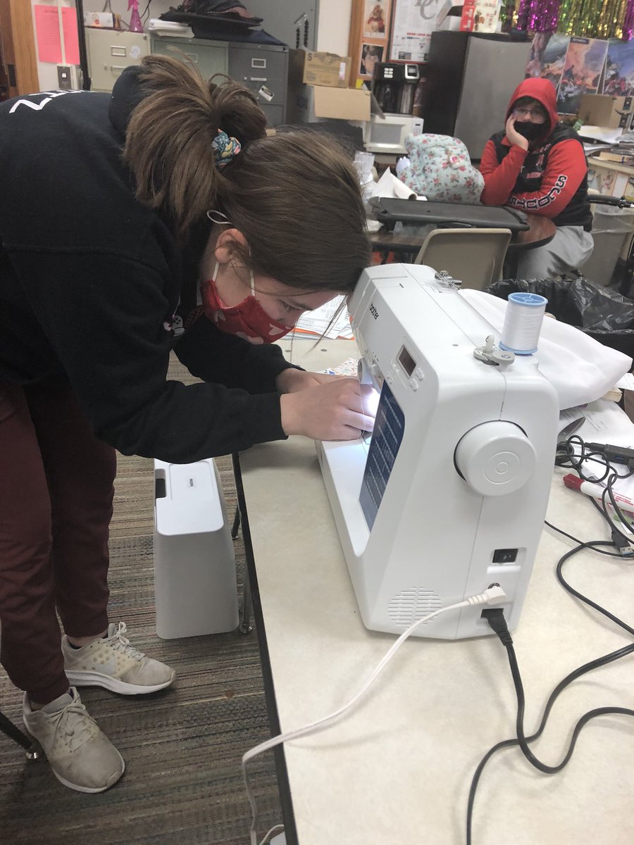 JOckander's tweet photo. Sidnee sews us some scrunchies! #dcscouts #demonstrationspeech https://t.co/JXpl8qMoeu