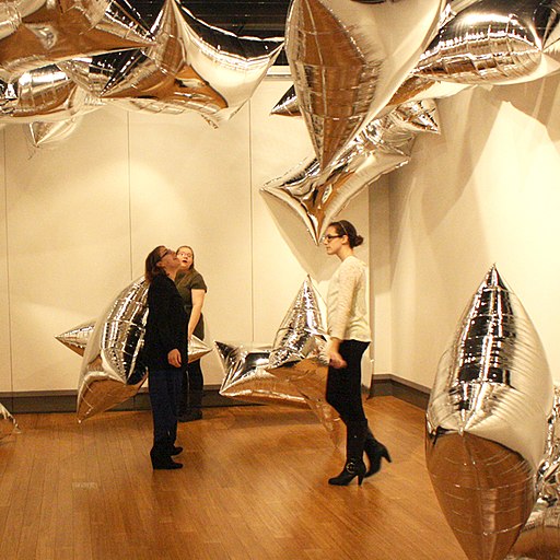 In 1966, a collaboration between  #Warhol and Bell Labs  #engineer Billy Klüver led to the piece “Silver Clouds.” Photo Courtesy of  @wikimedia user Sskerchief  https://bit.ly/3tvja3F&nbsp;