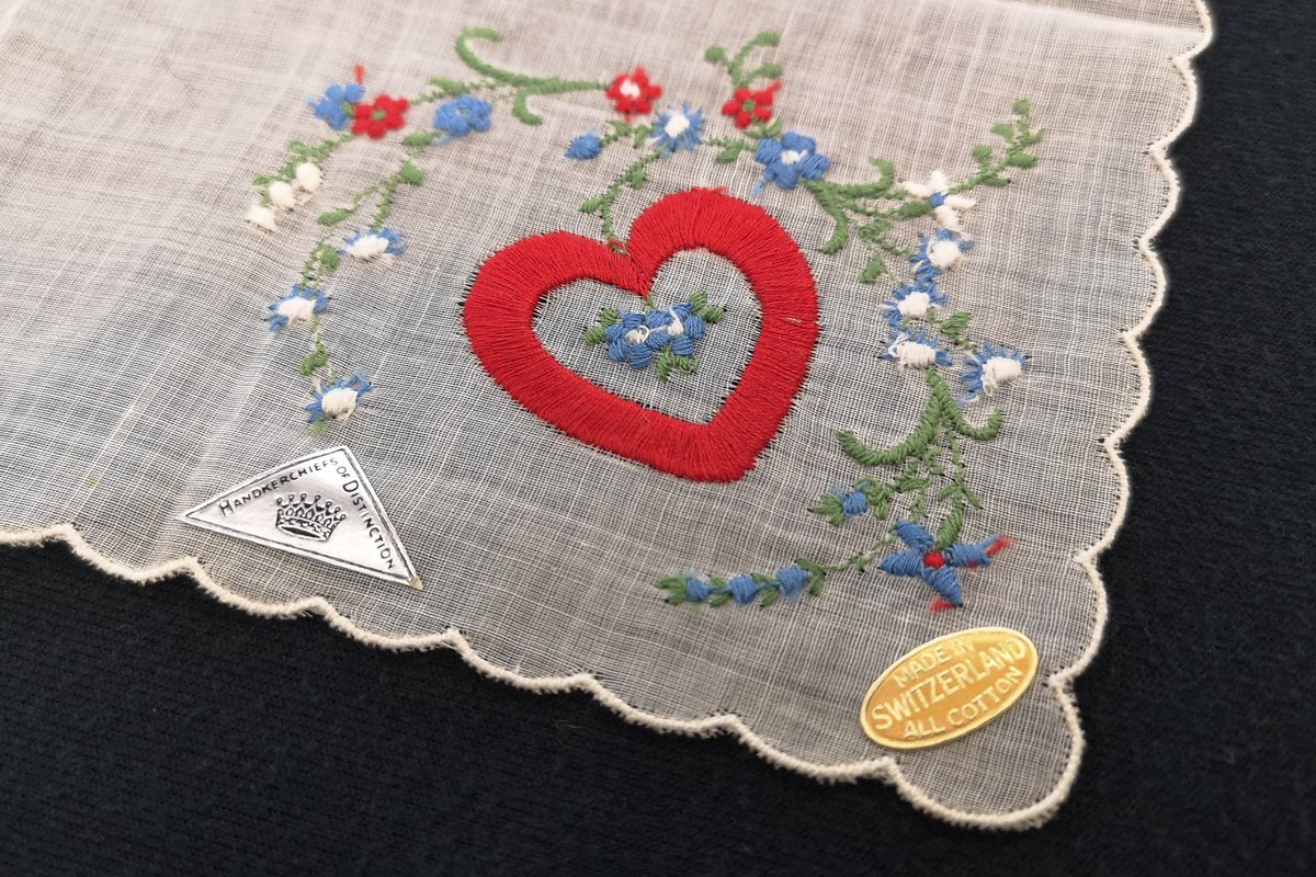 BeachvilleDM's tweet photo. Are you ready for #ValentinesDay ♥️

Which of these lovely handkerchiefs from our collection would you gift to your 'sweetheart'? ✨ https://t.co/90tMex8AvR