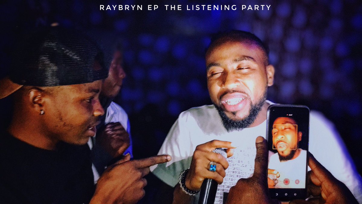 Grazierlens's tweet photo. RAYBRYN THE EP LISTENING PARTY!!
Obalende School them otititi DJ cuppy I am laycon
Access bank.
#downtowngeezentertainment #Playloaded #lusterbeamentertainment #RaybryntheEPlisteningparty2021 #Phonephotography #Grazierlanz_Grail #Naturepappi #downtowngeez #Nigeria https://t.co/mF4h9ZSjBS