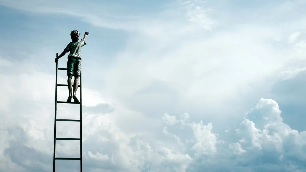 The more you read the interview, the crazier it gets. But the main point the interviewee makes throughout it is a message that really resonates with me. Life is a game. And your purpose in the game is to grow, develop, and transform yourself into a more positive and loving being.