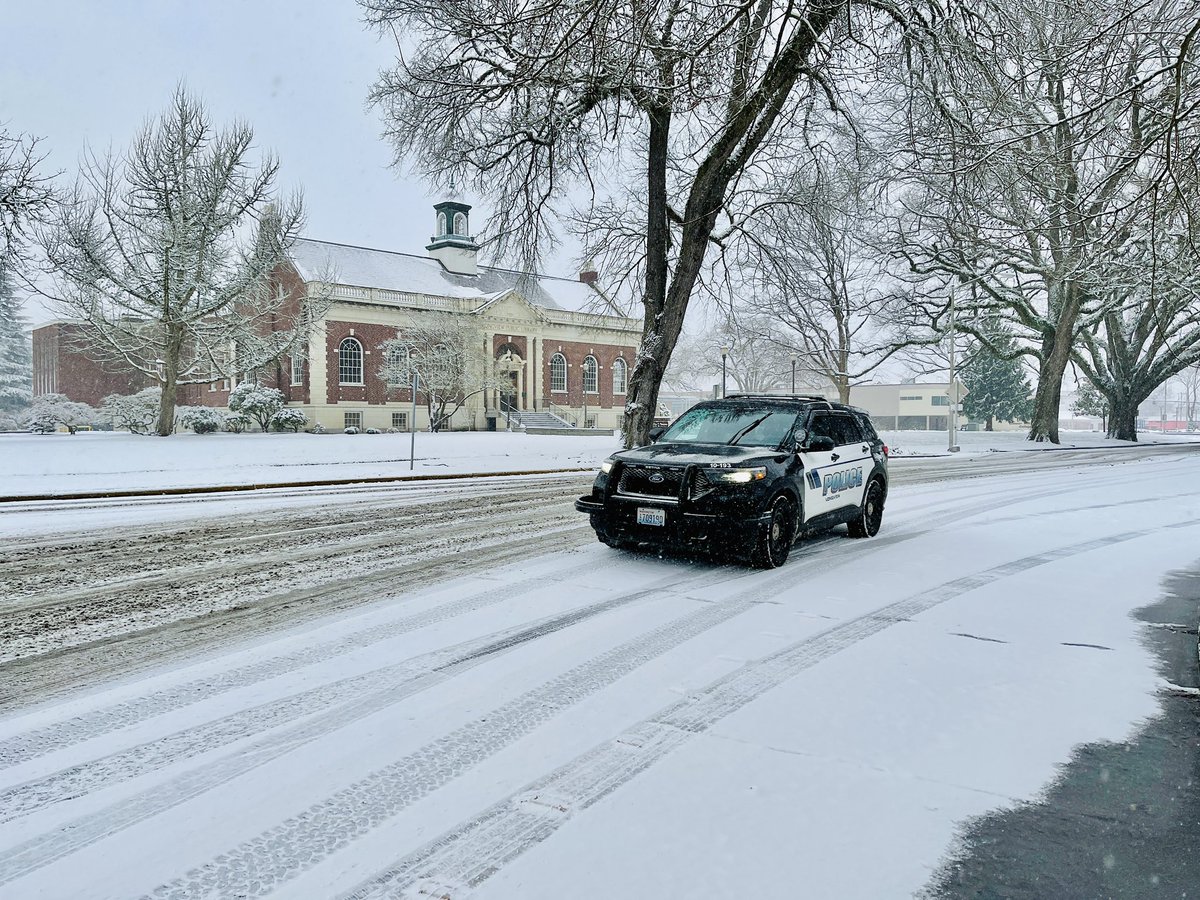 LongviewPD's tweet image. Drive safe out there. The roads are more slick than they might look, and as more drivers hit the road this morning driving conditions may become more treacherous.