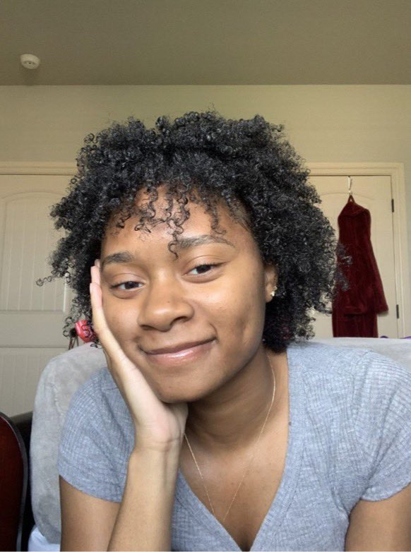 ikeignition's tweet photo. This week’s Senior Spotlight is Brianna Hall!

#SeniorSpotlight #Lead4Change #IKEIgnition https://t.co/Rna436oU7I