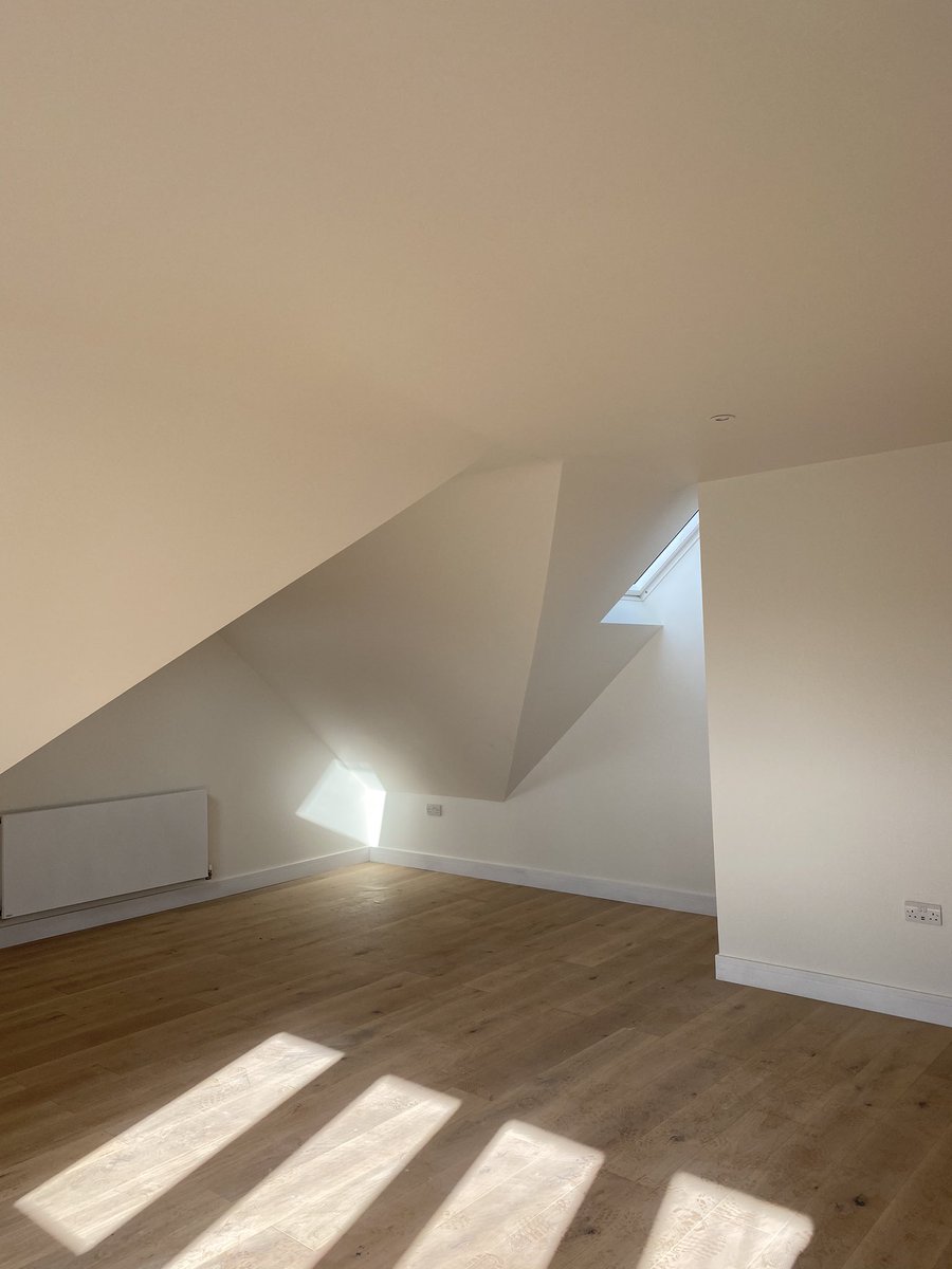 cheltplastering's tweet photo. Some sharp and rounded corners on a project we have just completed https://t.co/tJkGSTPmLC