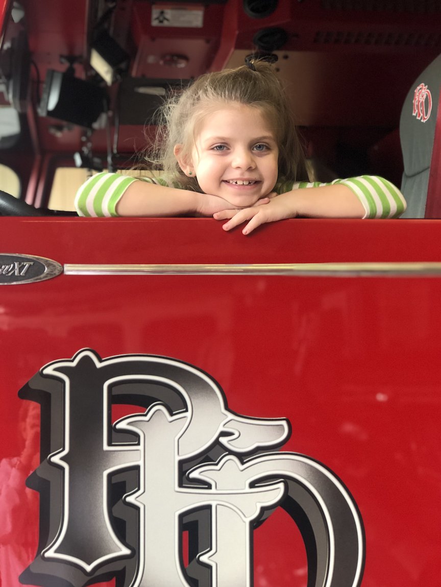 MayorWindham's tweet photo. Maggie Kate says "Vote for my dad, Jake Windham!" ❤️ #pearlstrong https://t.co/o9JPoUFrSs