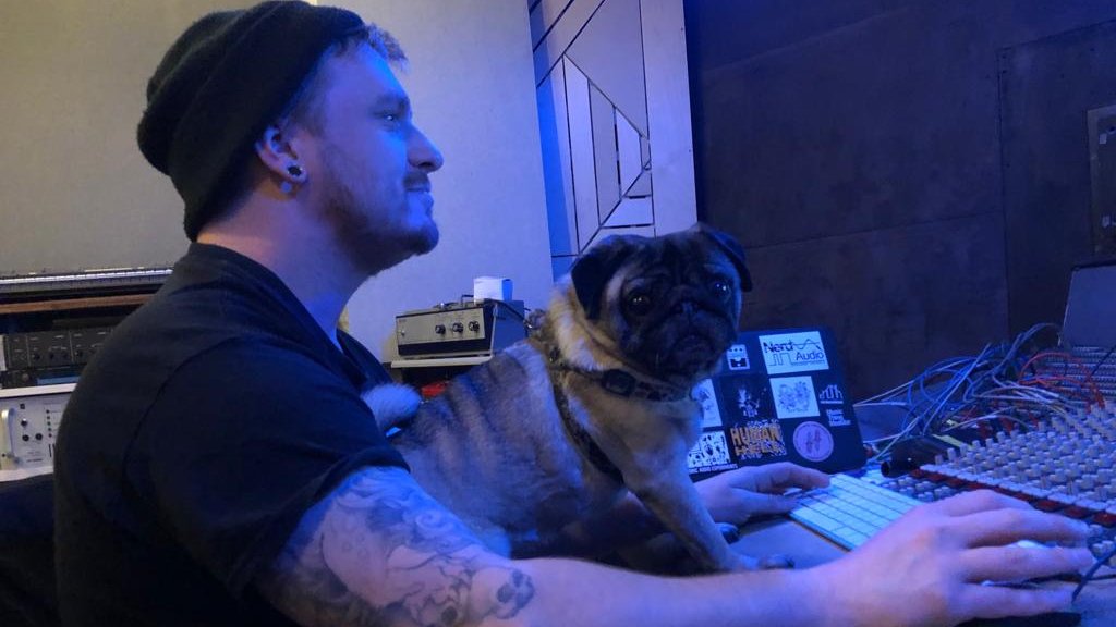 Record producer Simon Small: How to create musical albums during Covid-19  whatsonstage.com/london-theatre…