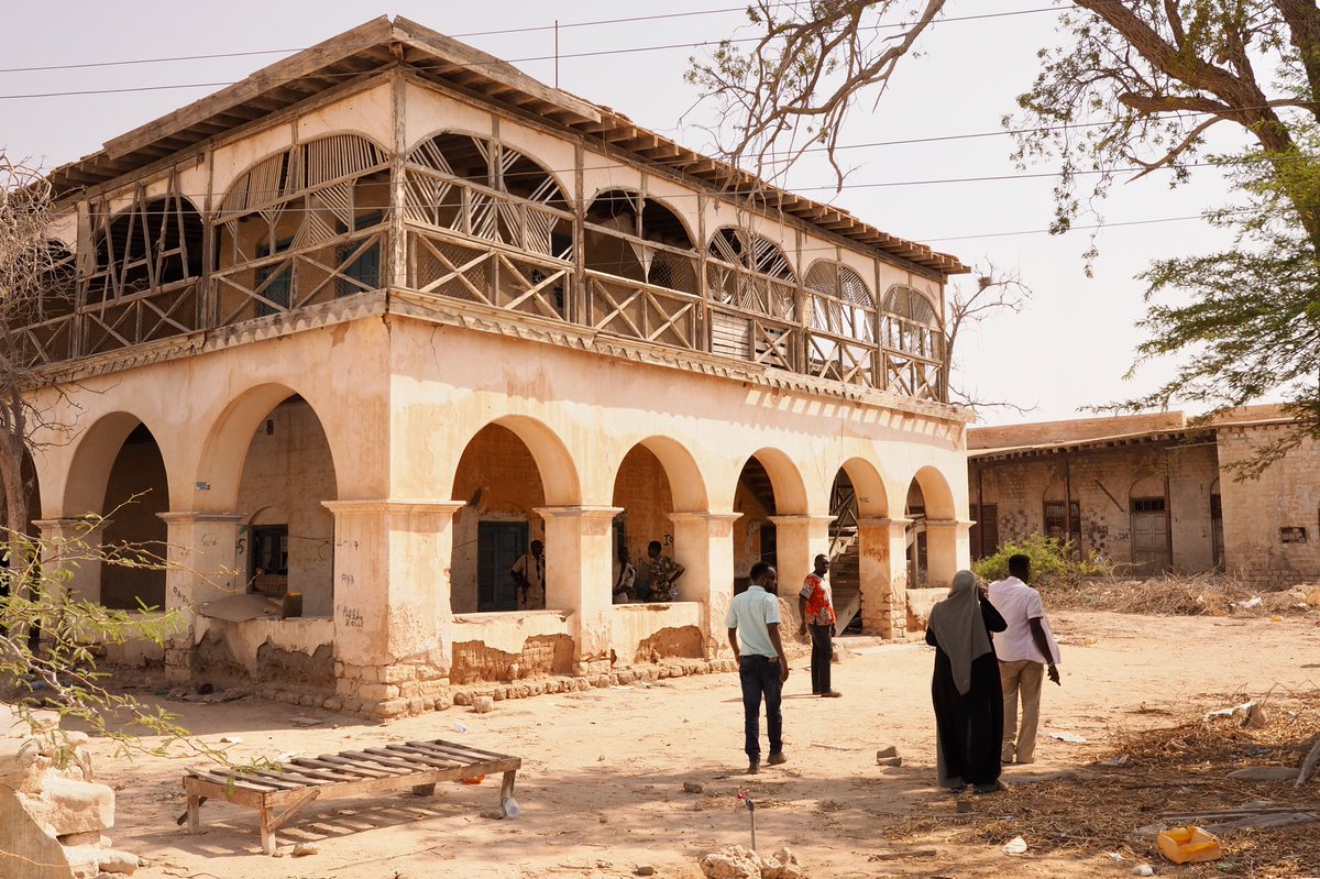 DPU_summerLab's tweet photo. Berbera, Somaliland:

The Redsea Cultural Foundation (RCF) is an organisation based in Somaliland that aims to promote reading and creative writing in Somali-speaking society with a particular focus on youth.
@HargeysaCC  @JamaMusse  @CityOfBerbera https://t.co/XKwdEeLnzO