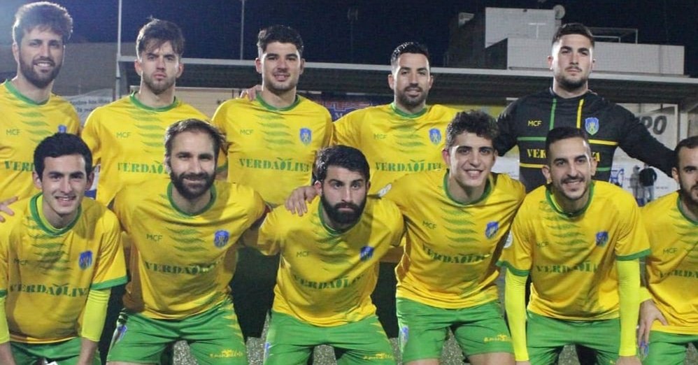 Nuestro juvenil Alex de la Cruz en el once inicial con el Montilla CF ante el Viso partido de la jornada 12.
Enhorabuena Alex.