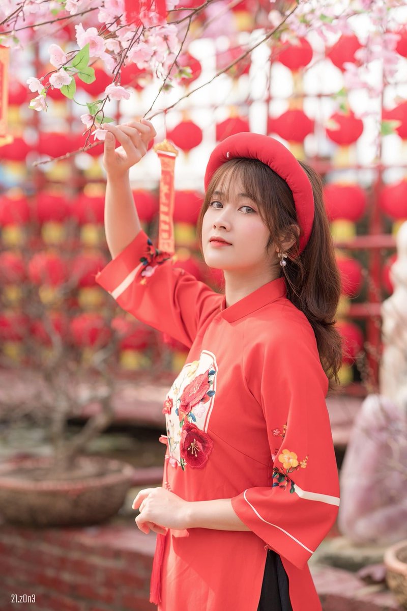 snapwire's tweet photo. 2021 is the beginning of the Year of the Ox β hard work, positivity, and honesty that will manifest in all of us. What does Chinese New Year mean to you? How do you celebrate? Photo by #SWCreator Huynh Hai https://t.co/Hd30lnW04V