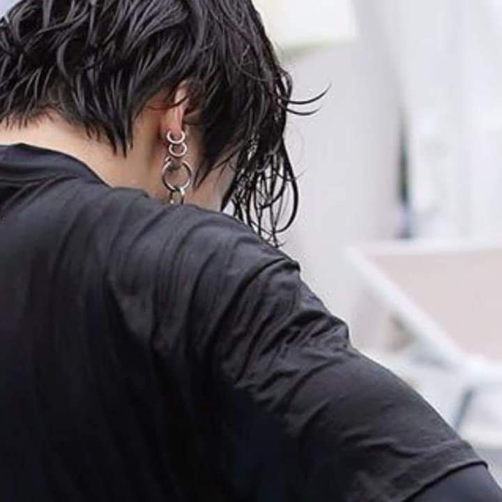 jungkook, the biggest e-boy. a very deadly thread;