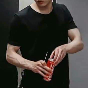 jungkook, the biggest e-boy. a very deadly thread;