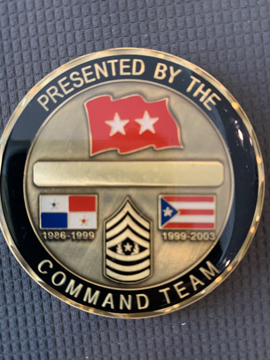 CSMUSArmy's tweet photo. Military #CoinOfTheDay #USArmySouth #ASCC #SOUTHCOM #CommandTeam #MajorGeneral and #CSM https://t.co/Jrdu7mOFS0