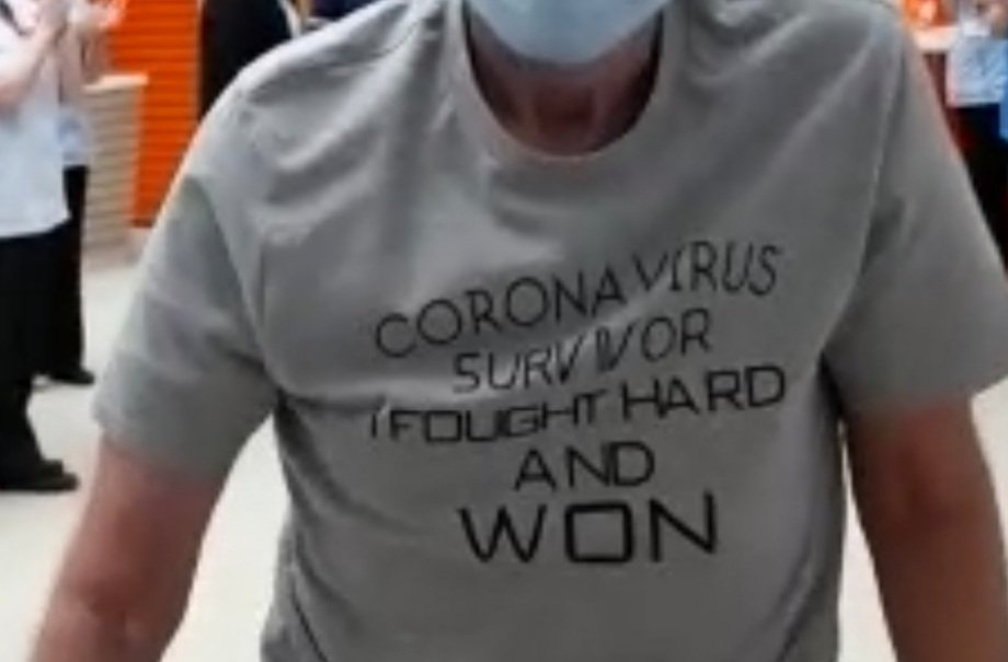 PaulFinnTeach's tweet photo. After several months in hospital we've just seen videos of my uncle going home! Best bit was seeing him getting out of a wheelchair and walking out. Thank you to the NHS staff at @STSFTrust. Love the T-shirt! #COVID19 https://t.co/gwyS5MSVHe