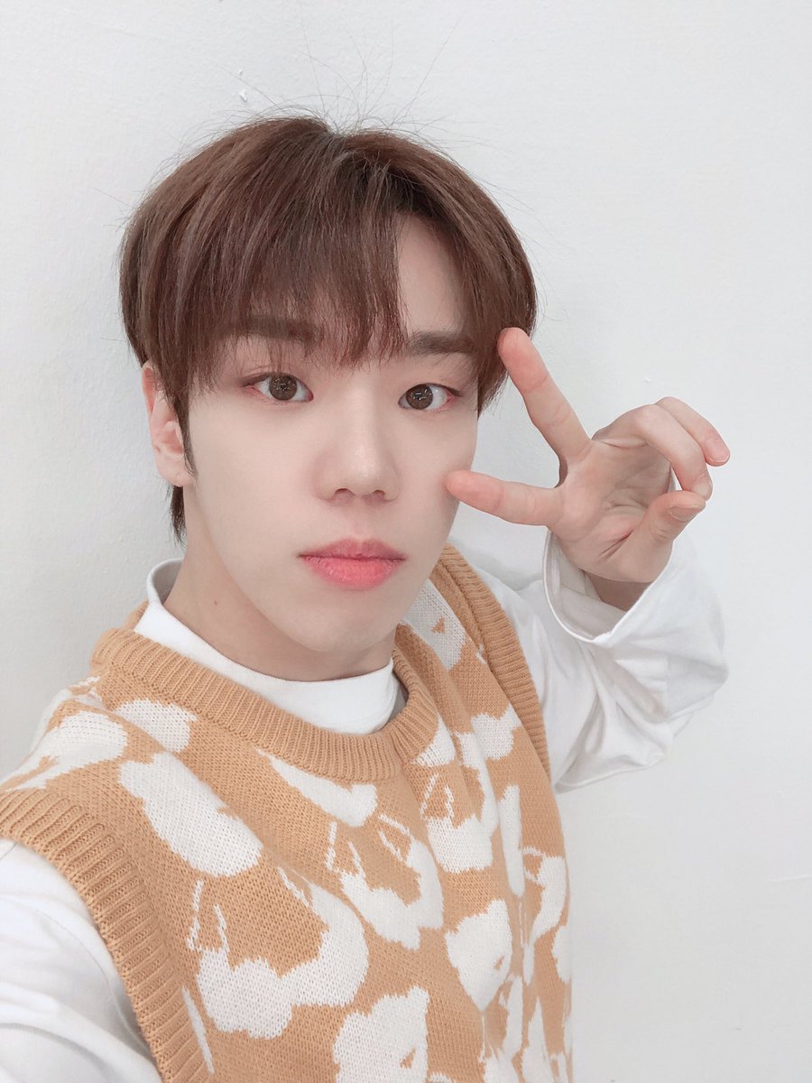 StandByACE2's tweet photo. Cute baby boys🥺🧡❤
@official_ACE7 #ACE #에이스 #CHOICE #초이스 #BYEONGKWAN #김병관 #JUN #준
__🐼 https://t.co/QPcDZmhr9J
