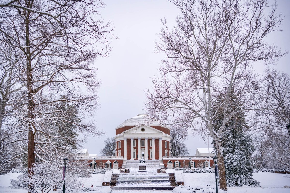 Virginia Volleyball (@uvavolleyball) on Twitter photo Beautiful Snow Day βοΈ on Grounds #GoHoos πΆπ· Beautiful Snow Day βοΈ on Grounds #GoHoos πΆπ·