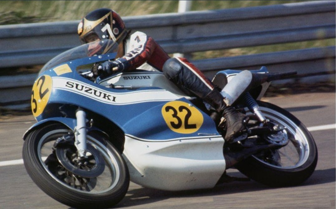 Motorcycles2T's tweet photo. #Sheene on his 1974 Suzuki RG500... #not7 https://t.co/WJ33SyaKA7