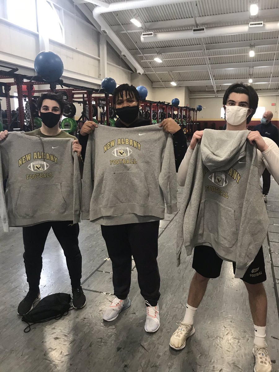 <a href="/NewAlbanyFB/">New Albany Football</a> <a href="/napls_athletics/">New Albany Athletics</a> <a href="/EagleBackers/">Eagle Backers</a> Congratulations to our Lifters of the Week <a href="/JosephFlauto/">Joseph Flauto</a> Griffin Pringle and <a href="/JoshMinier/">Josh Minier</a>.  Great work this week!  1-0!!!