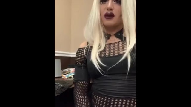 Brand new video up on PornhubModels! https://t.co/DTcAaGMB04 https://t.co/eFO7sAj84X