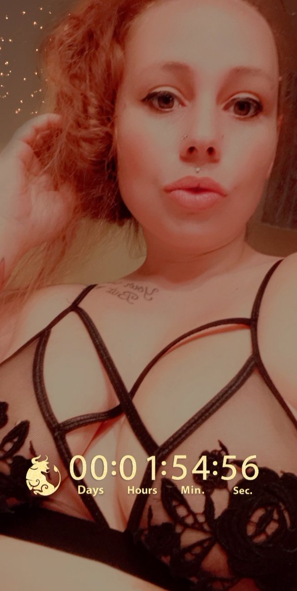AmandaB83740674's tweet photo. 3$ snap premium to the first 10 people who buy can't go wrong with a whole month of nudes and play clips for 3 bucks. Come on baby you know you want to 

#sellingcontent 
#buyingcontent 
#onlyfanscouple 
#snapchatpremium https://t.co/xUSPvvHAiS