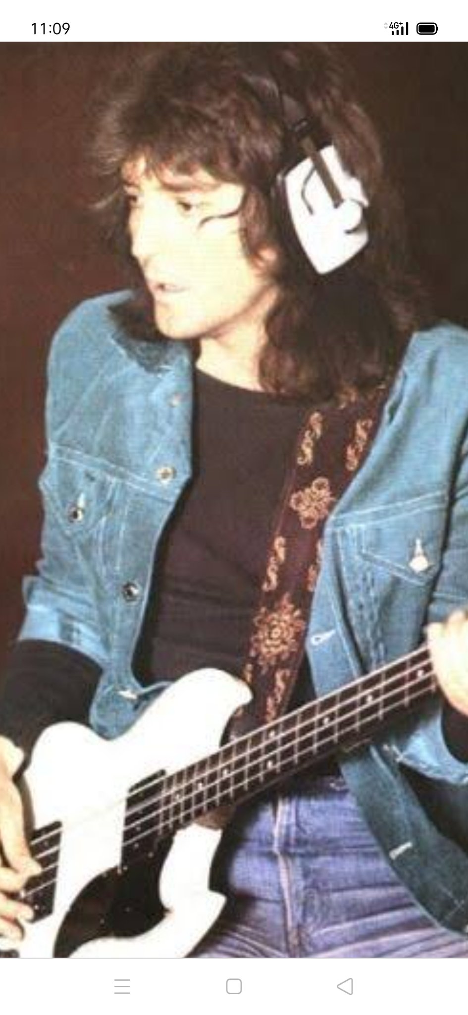 Happy Birthday Bob Daisley
(Born 13 February, 1950)          