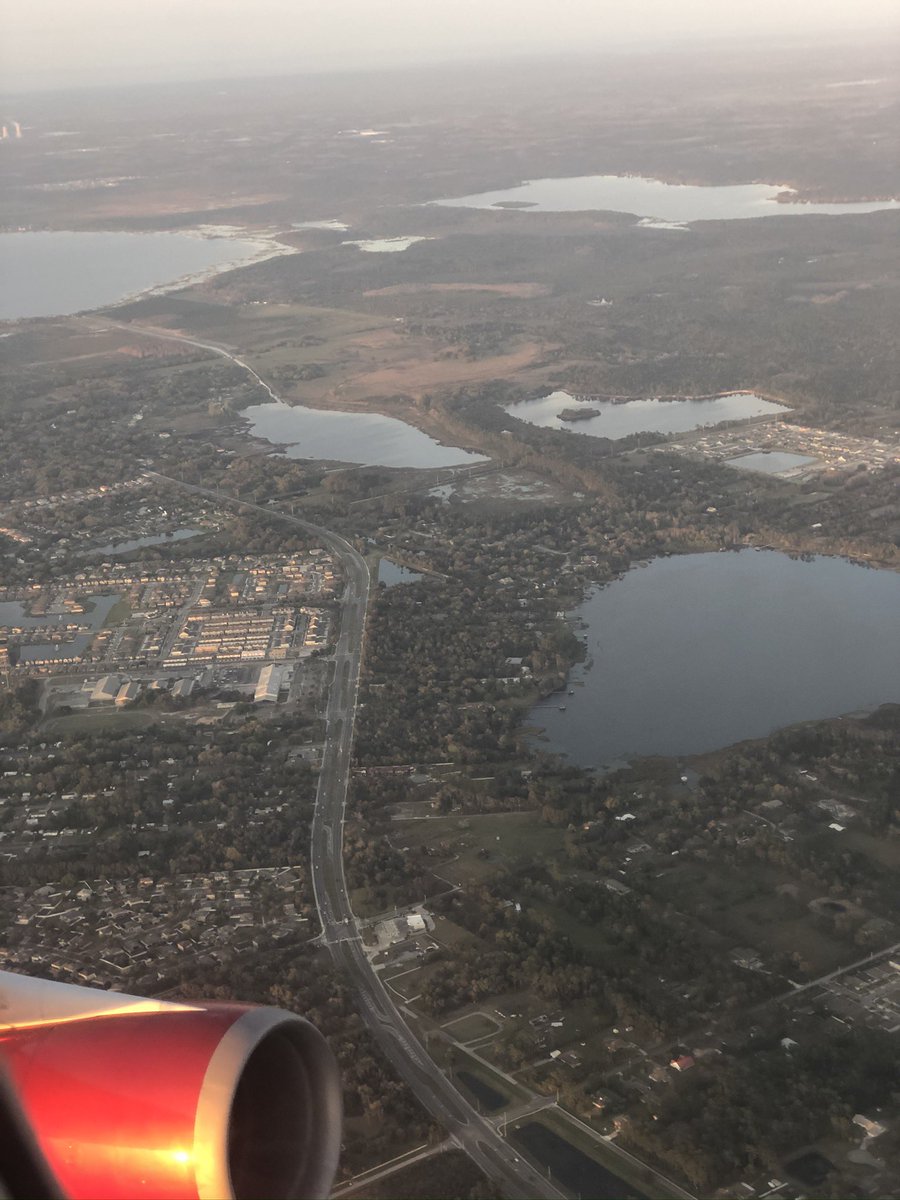 aliwainman's tweet photo. Leaving MCO -MAN  #lovemco rather land here than take off #hateleavingorlando 🥲♥️ https://t.co/Nv1W83W5cH