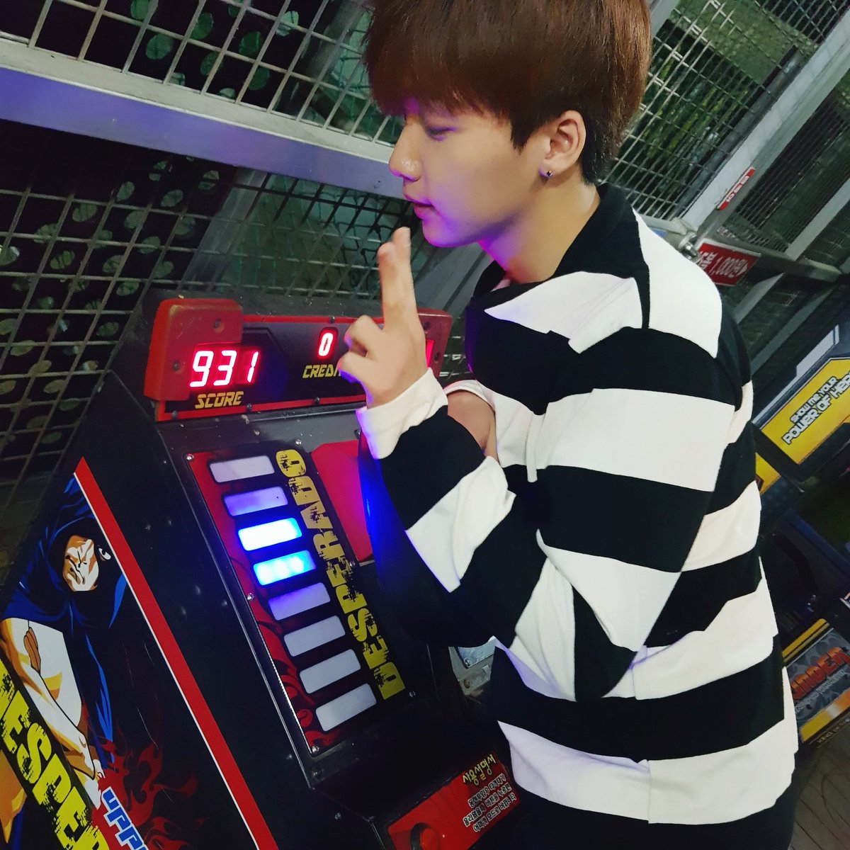 younite_tw's tweet photo. 「 ⁺   ⸜   𝐭𝐢𝐦𝐞   for   __   :   @  ᥱvᥱn    𝕟𝕖𝕨    ·  📸 ⁺     件'    !    𝘂𝗽  .  dᥲtᥱ ᥲt    ›    *    #DIOCOMEBACK  :   #DIO360      𓂅

Me quedé jugando un rato en lo que comenzaba el comeback de este rey. Le deseo mucho éxito y muchas felicidades. https://t.co/QVW4xQHxzU