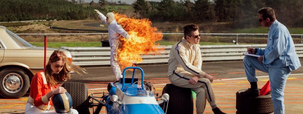 StevenBellery's tweet photo. Album de l’année : « Grand Prix » de Benjamin Biolay. Déjà sacré Album @RTLFrance de l’année en décembre dernier ! Il est donc le grand gagnant de la soirée avec 2 prix et les plus prestigieux car il a déjà été sacré Artiste masculin ! #Victoires2021 #BenjaminBiolay #GrandPrix https://t.co/GgHrFBw4g4