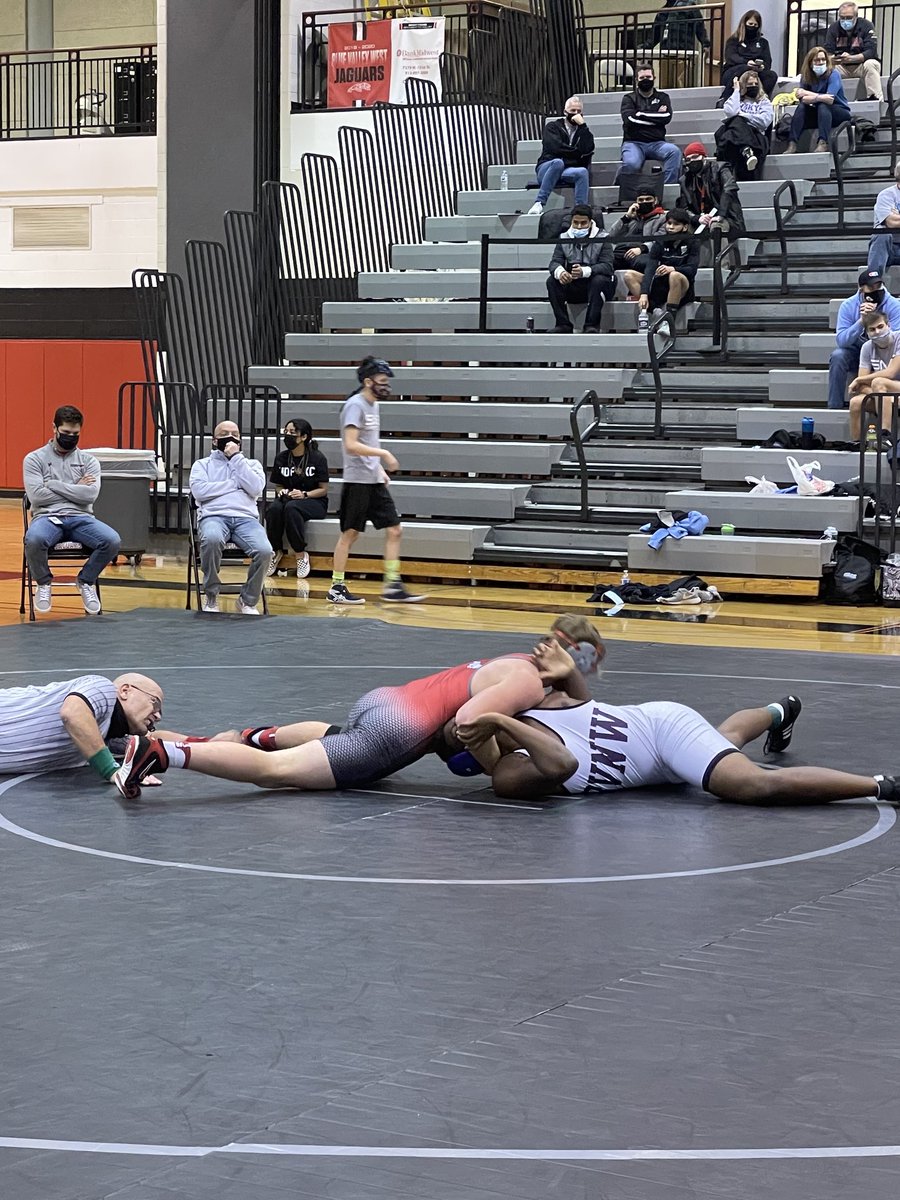 BVWestJAGS's tweet photo. Together again on the mat! Coach Lowe and Brooks Lowe ❤️🐾❤️ #pin4thewin https://t.co/V3MqoN4sji