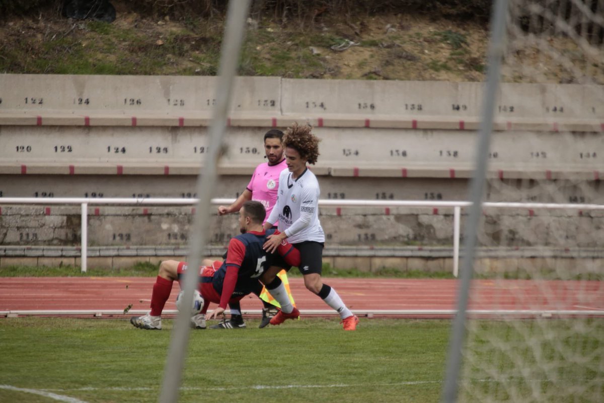 BaseUDS's tweet photo. 😷 | ¡El filial ha realizado las pruebas COVID-19 con resultado negativos para todos ellos!

#CanteraUDS | #SomosUnión https://t.co/eR46ixlQ5y