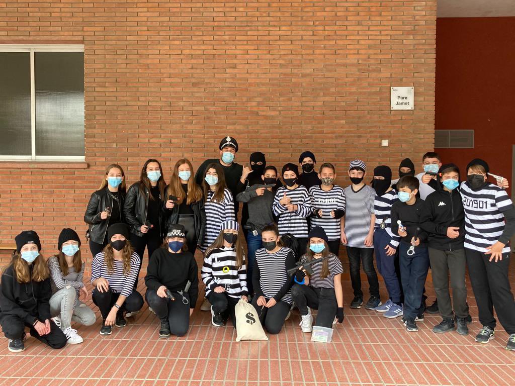 ebonsalvador's tweet photo. #carnaval #1reso #bonsalvador https://t.co/ofLB6tXY1h