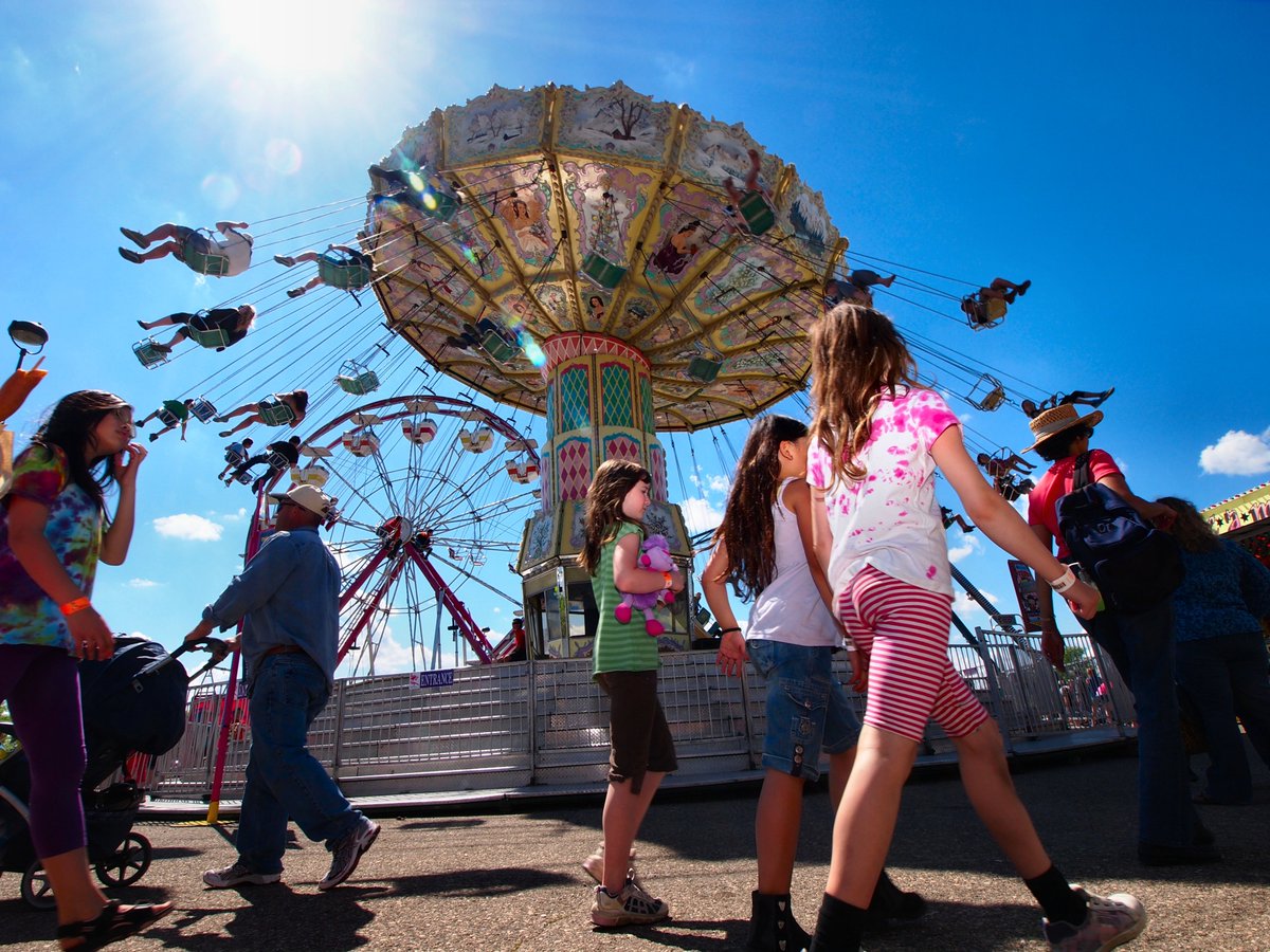 ProvincialEx's tweet photo. For a VERY chilly #FlashbackFriday we are checking out some merriment at the 2013 Manitoba Summer Fair and definitely dreaming of warmer temps! 

#loveafair #savethefairs https://t.co/T3Wq99dyjo