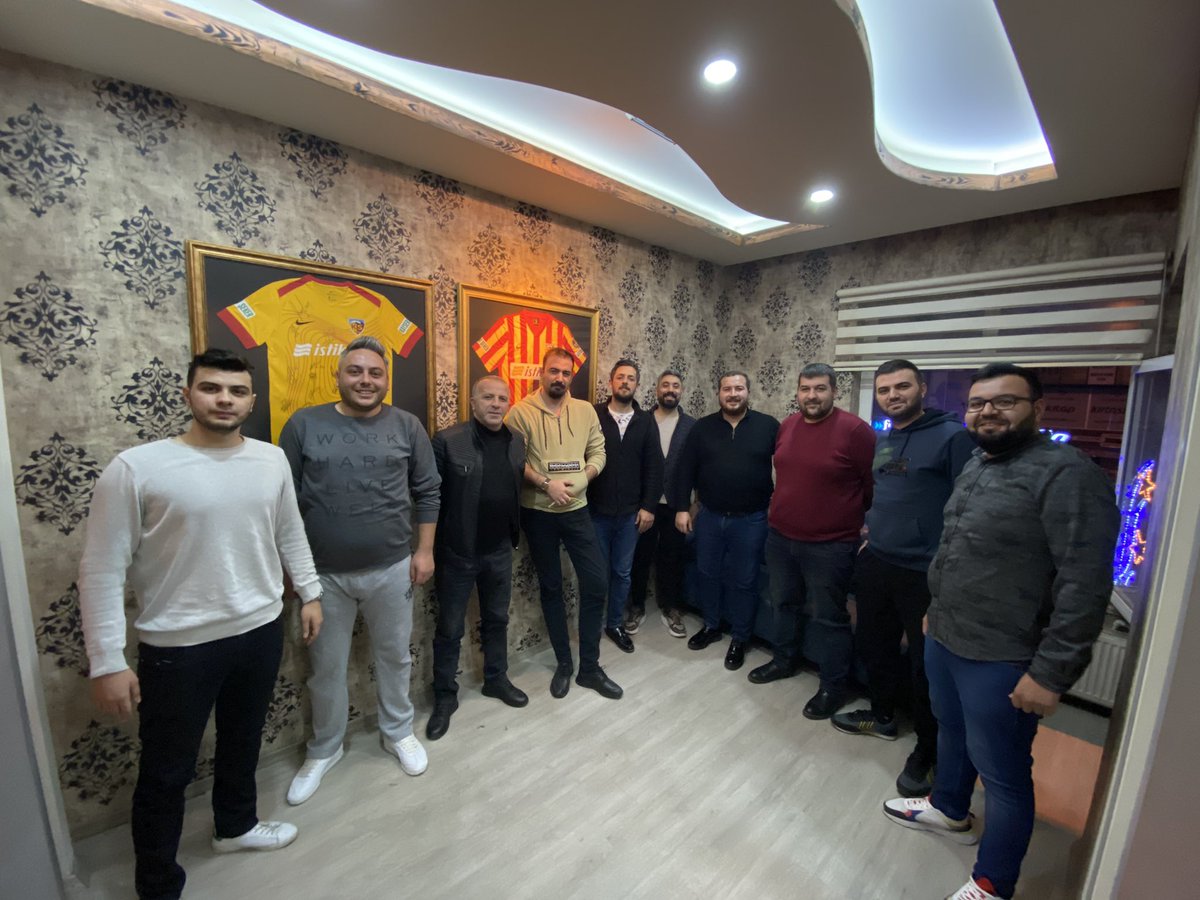 dirgenaliahmet's tweet photo. Bazılarının, kendini ispata ihtiyacı yoktur .
@bireiki2 https://t.co/By5TpeCfGO