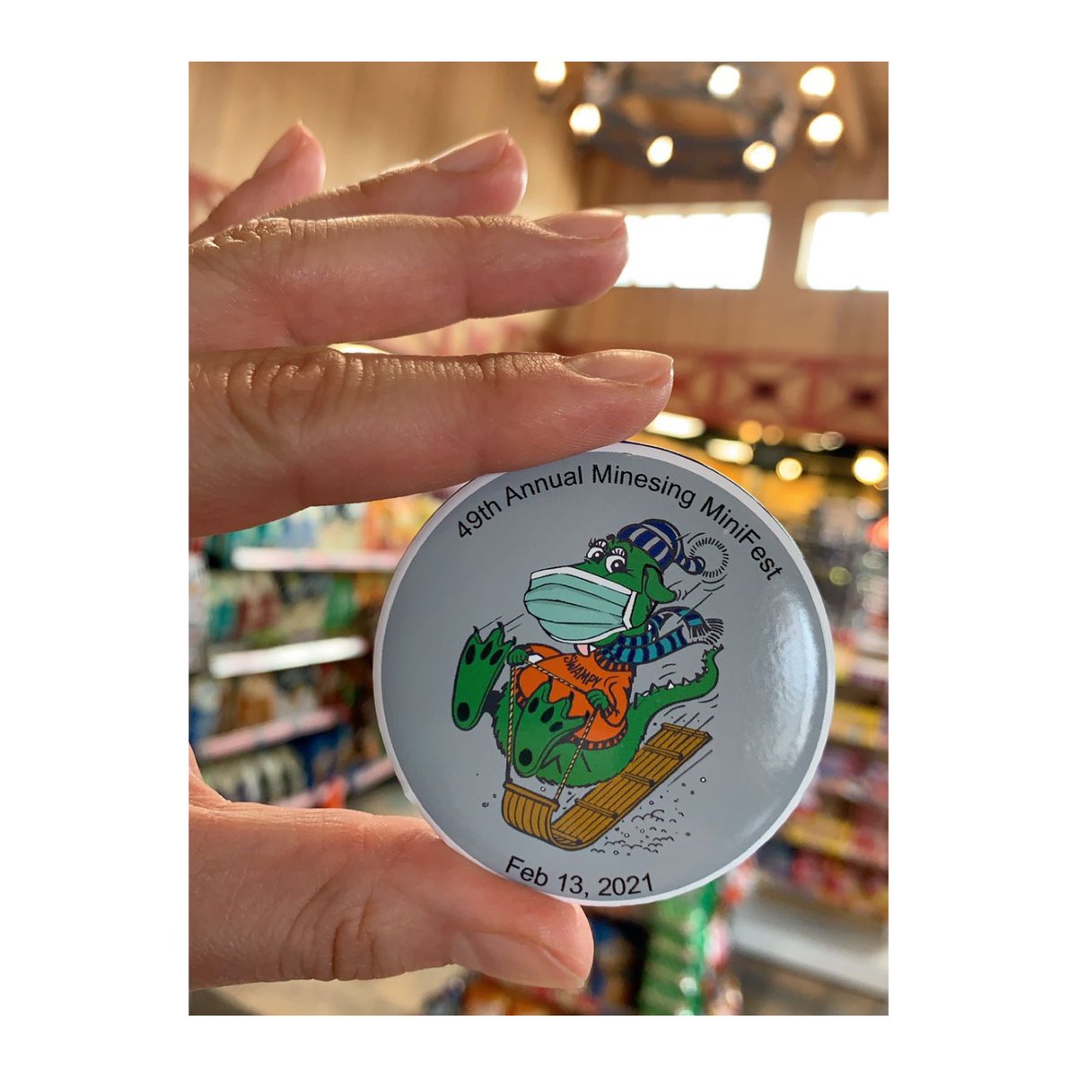 🐸😷 no festivities this year! what a sad minifest 2021. we hope you’re all able to make the best of it. if you still want to support the community there’s minifest buttons for $3 so if you’ve been collecting em and didn’t wanna miss one, we’ve got em! happy long weekend everyone