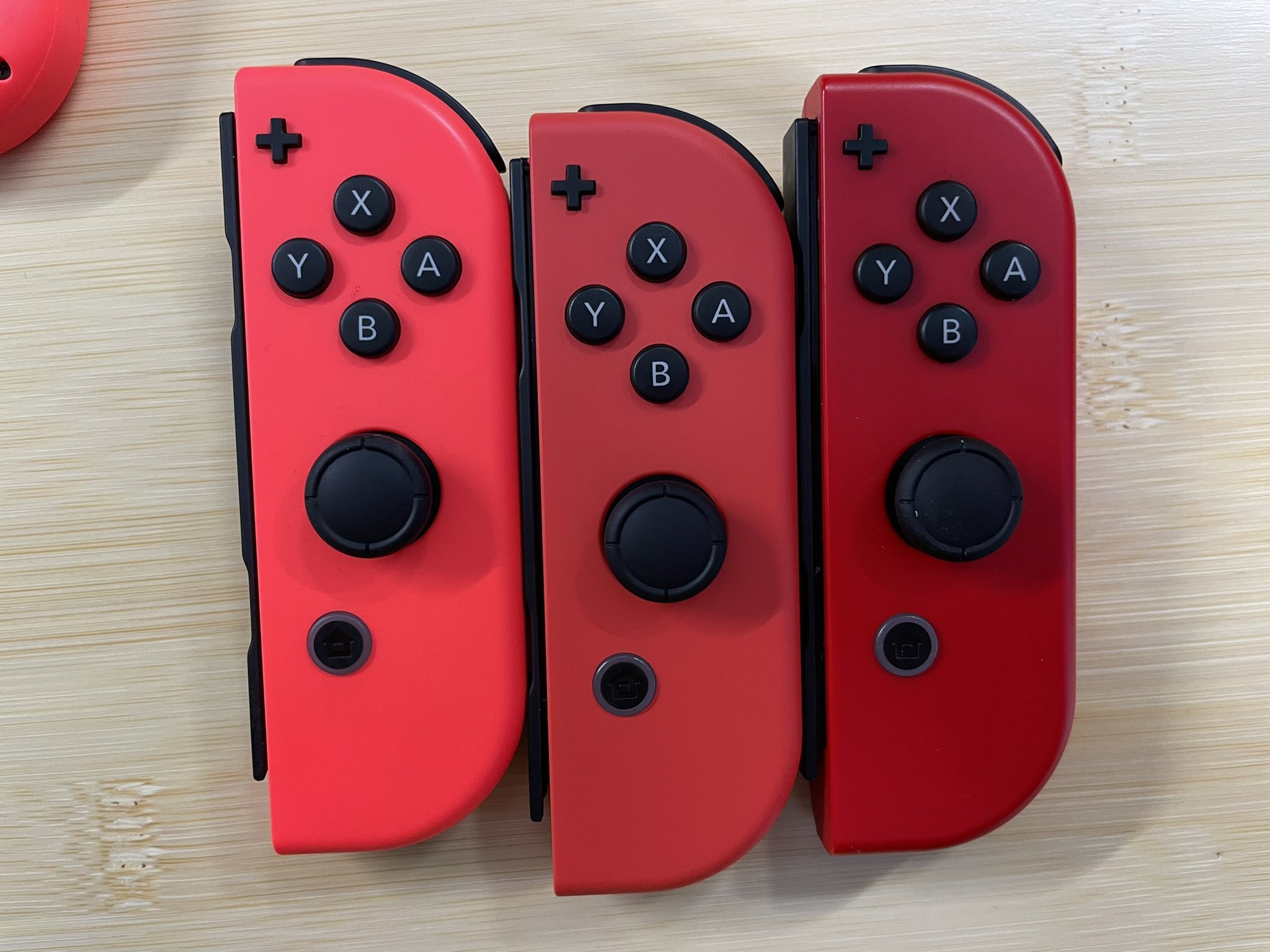 Agrícola Escuela de posgrado mudo Austin John Plays on Twitter: "The New Super Mario Red&Blue switch is a NEW RED color. From left to right: Nintendo's “Neon Red” 2021 New Mario Red/Blue Red Switch Bundle 2017 Odyssey Agrícola Escuela de posgrado mudo Austin John Plays on Twitter: "The New Super Mario Red&Blue switch is a NEW RED color. From left to right: Nintendo's “Neon Red” 2021 New Mario Red/Blue Red Switch Bundle 2017 Odyssey