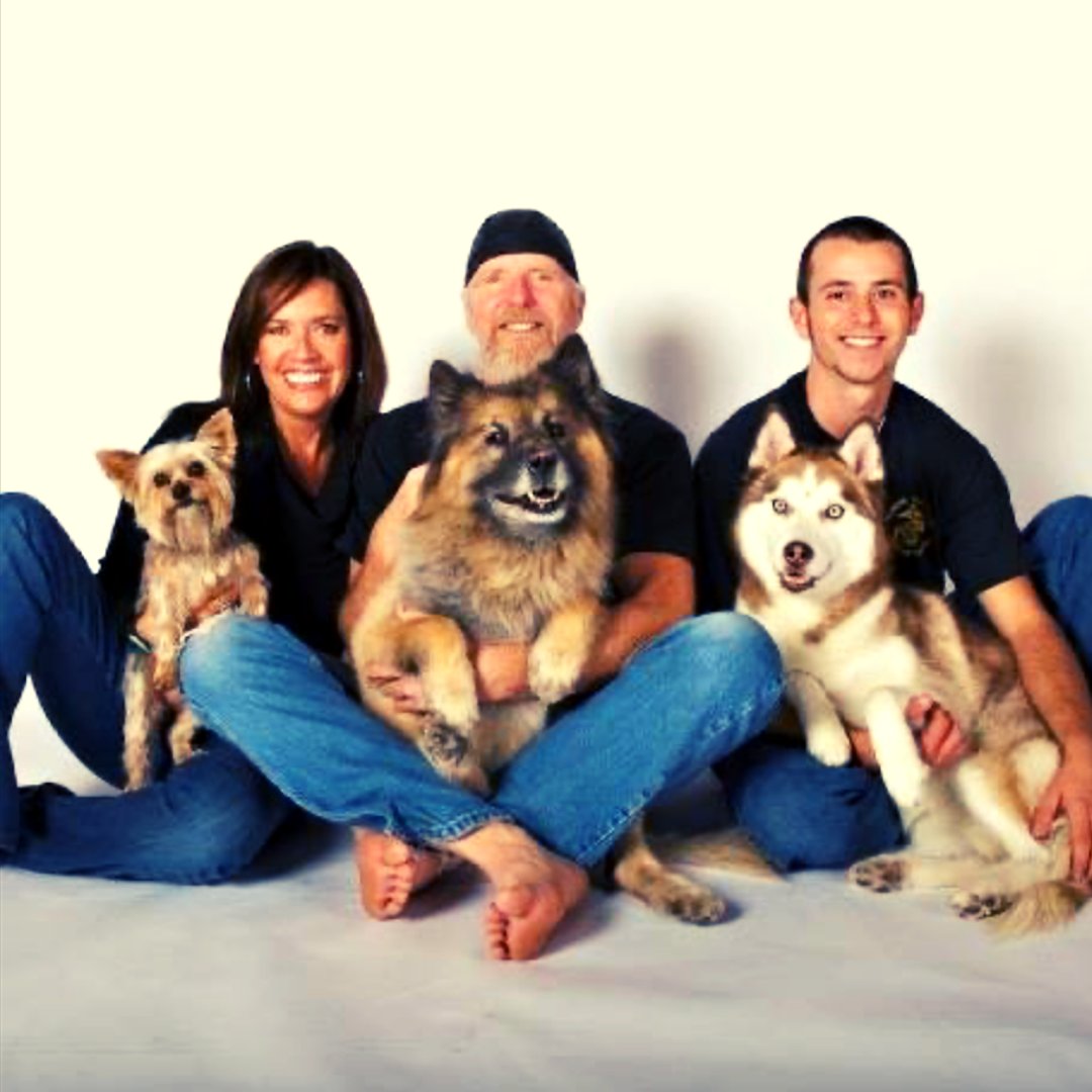 KWSantaFeStyle's tweet image. “The memories we make with our family is everything.” 
– Candace Cameron Bure.

 #movingtosantafe #newmexicotrue #thecitydifferent #landofenchantment #KWCEO #santaferealestate #kellerwilliams #chooseKW #KWknowsbest