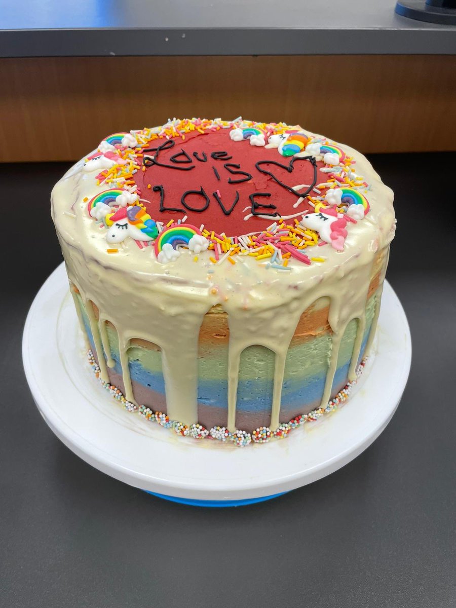 U2LGBTQ+ committee (@u2lgbtq) on Twitter photo It was the great lgbtq+ bake off today and the overall winner was voted as this stunning effort from <a href="/EracTaryn/">Taryn_ERAC</a> It was the great lgbtq+ bake off today and the overall winner was voted as this stunning effort from <a href="/EracTaryn/">Taryn_ERAC</a>