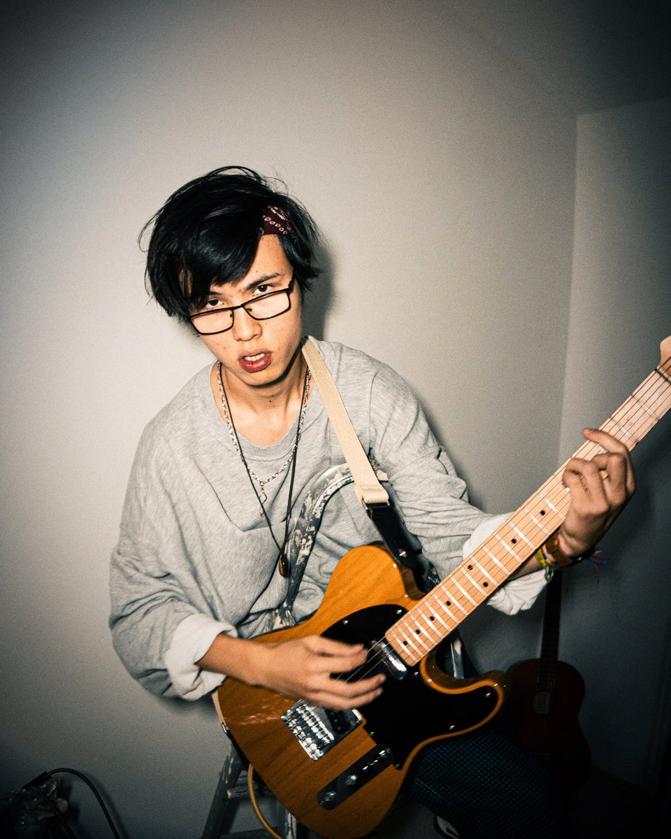 noelxsimon's tweet photo. 2 days until valentines day 2 weeks until FOREVER ALONE !!
#noelxsimonproject #band #unsignedartist #indie #altpop #unsigned #valentinesday #producer #fender #telecaster #guitar #electricguitar #songwriting #explorepage #offpop #alternative #rnb #alt #newmusic https://t.co/cFwifzZKhc
