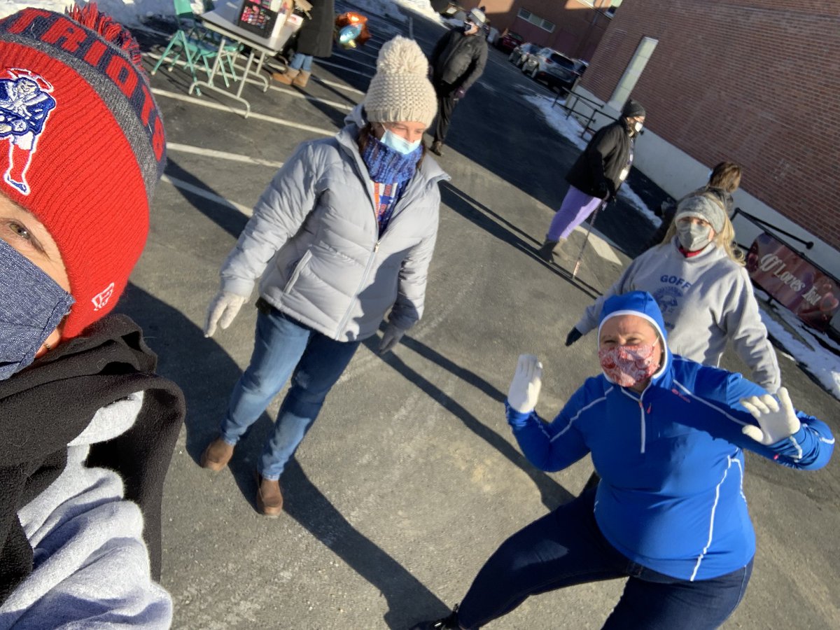 Kelly Colson tweet media