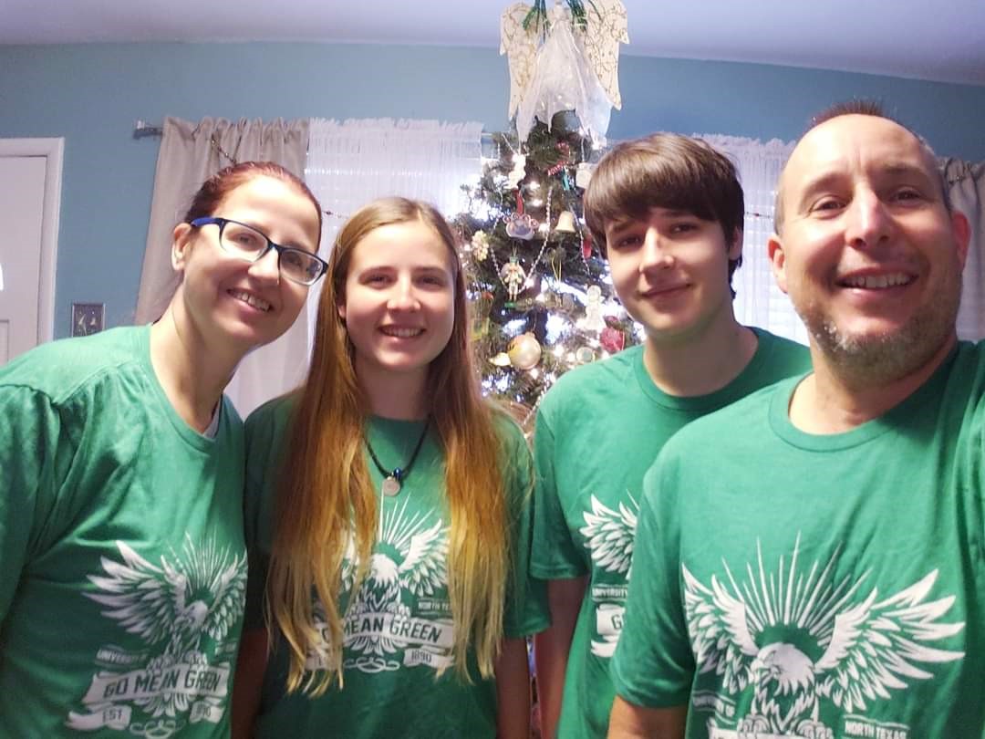 untsystem's tweet photo. 💚 THEY LOVE EACH OTHER 💚
 3 Tales of When Sparks Flew at #UNTWorld:   
In celebration of #ValentinesDay, we present 3  love stories. Thank you Barbara Heffley, Rebecca Herman &amp; Ann Howington for sharing your sweet stories. #HappyValentinesDay 

💚 https://t.co/9NKlZT2Gfm 💚 https://t.co/dK4l8gQQ0P