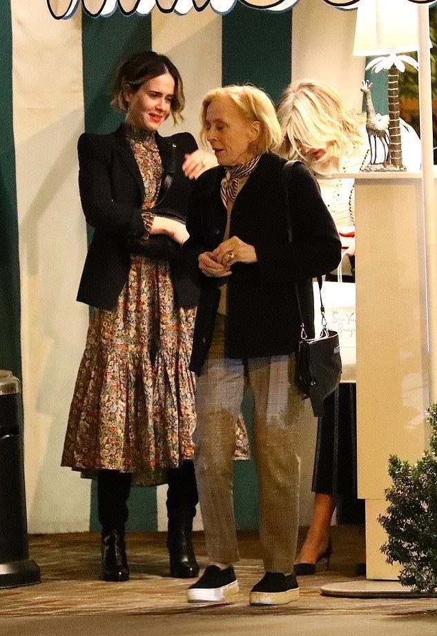 Sarah Paulson and Holland Taylor being the cutest,the most beautiful and the most stylish couple a thread ;