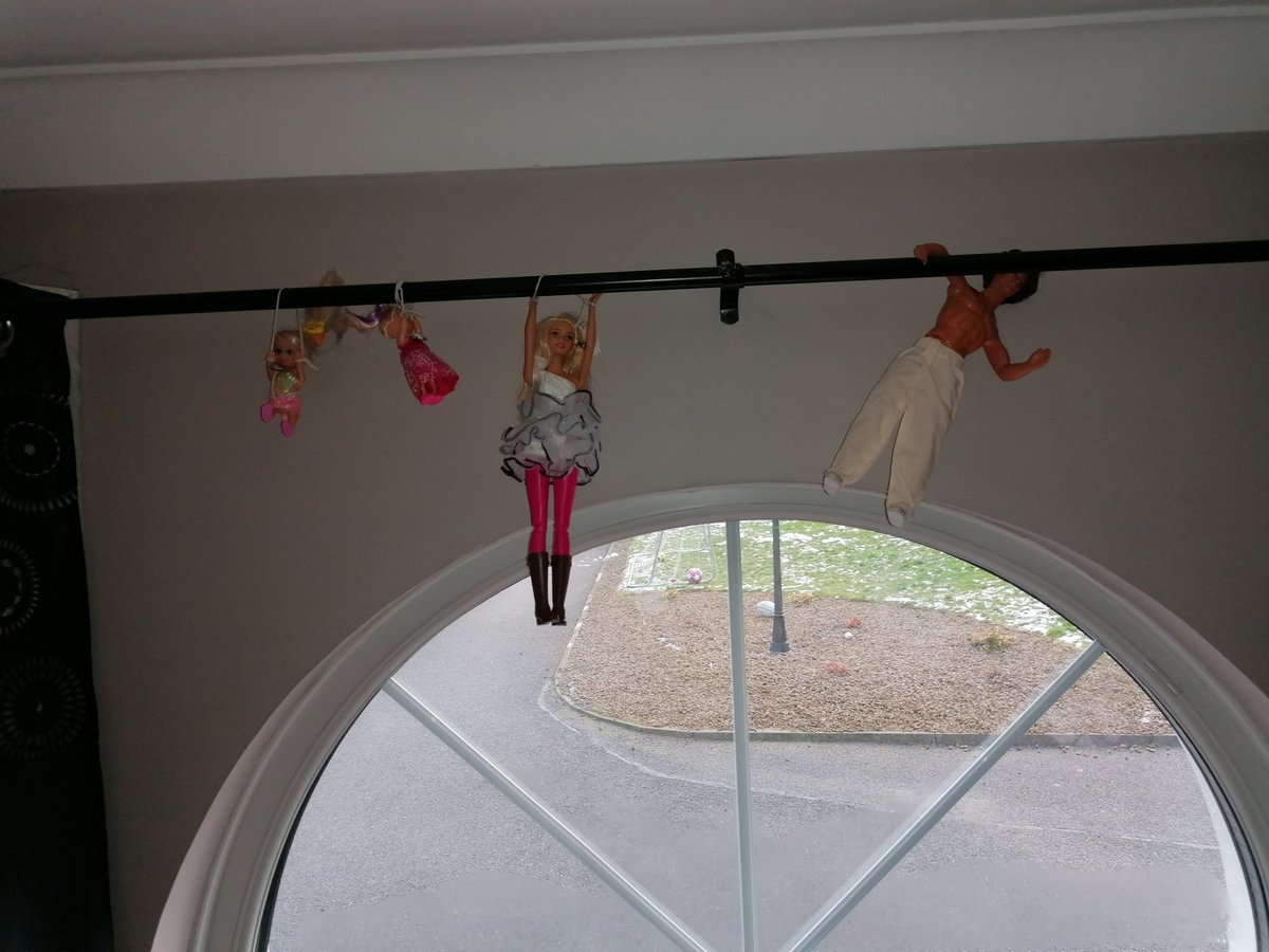 LongMclong's tweet photo. #irelandsfittestfamily @cocomairead @AnnaGCork @DervalORourke #fittestfamily
Sent my 3 lads to play with their 4 year old sister.. Result Team Barbie Irelands Fittest family.. 😂 https://t.co/0sQju7qVWr