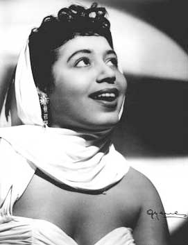 OperaLighthouse's tweet image. #ATL native &amp;amp; #Spelman College alumna Mattiwilda Dobbs (d. December 8, 2015) was an American coloratura soprano and was one of the first black singers 2 boast a major international career in opera. Did u know she was the first black singer to perform at La Scala Opera in Milan?