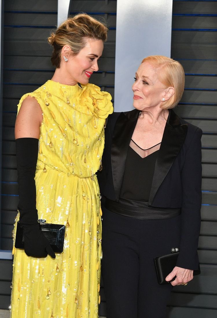 Sarah Paulson and Holland Taylor being the cutest,the most beautiful and the most stylish couple a thread ;