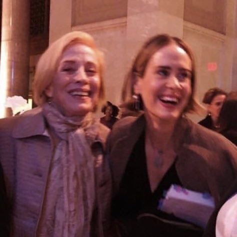 Sarah Paulson and Holland Taylor being the cutest,the most beautiful and the most stylish couple a thread ;