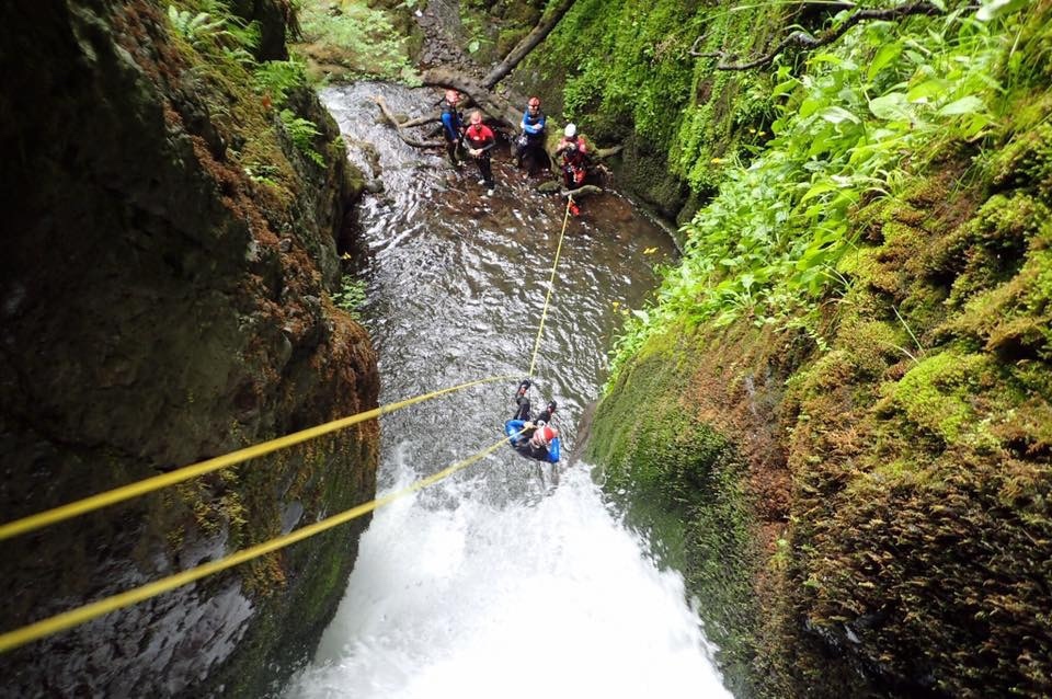 TheCanyoningCo's tweet photo. Ziplines or guided abseils are so much fun!! We use them on most of our trips! Are you ready to take the plunge?💦🙌

🌐https://t.co/rZM0jeWur3
📧info@thecanyoningcompany.co.uk https://t.co/5JhhRGDIZZ
