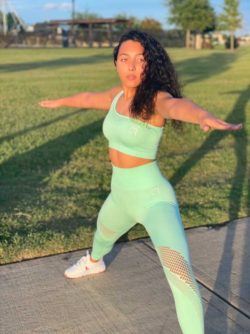RaynSportswear's tweet photo. 20% Off All Merchandise This Weekend. Use Promo Code RAYN214 at Checkout
.
.
Pictured Outfit is RAYN “GAME CHANGER” Wear w/ the Strap or Without
.
.
.
.
#makeitrayn 
#athleisure 
#yogawear 
#dancewear 
#zumbawear 
#leggings 
#sportsbra 
#fitnesswear 
#gymwear 
#workoutwear https://t.co/gAQ2l8ecc3