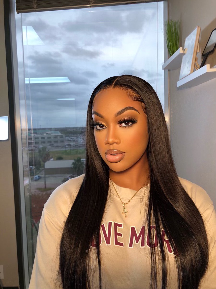 lifeof_jaliyah's tweet photo. My birthday beat was everything! Wtf not one flaw😍😩💕 https://t.co/NOnBQmc5QY