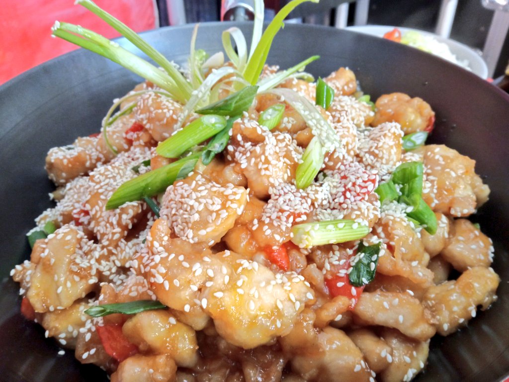 Chinese New Year lunch for St Faiths
Sweet chilli chicken and home made spring rolls ❤️
<a href="/StFaithsPrepAsh/">St Faith's Prep, Kent</a> <a href="/HolroydHowe/">Holroyd Howe</a> 
#YearOfTheOx #ChineseNewYear